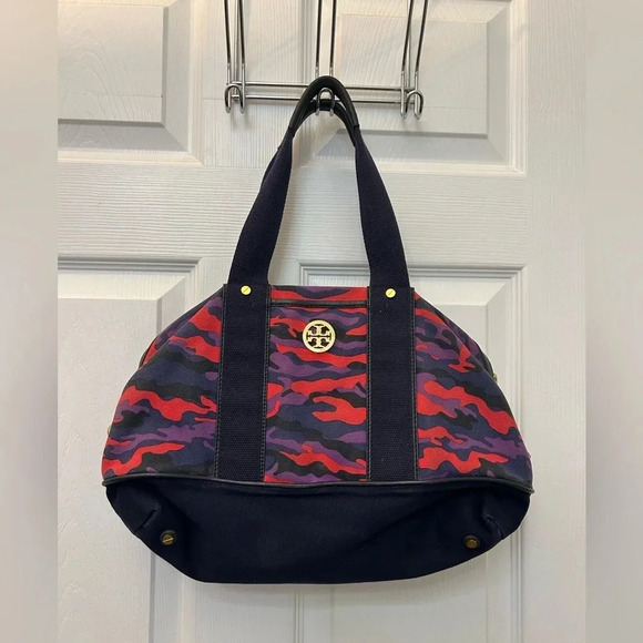 ! Tory Burch camo bag - Picture 1 of 7